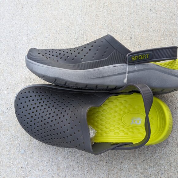 Unisex Classic Clogs Sandals with Back Strap Water Friendly Slipper(Red/Neon) - Picture 6 of 15